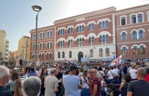 Cagliari, sabato il corteo “No GreenPass” a Marina Piccola
