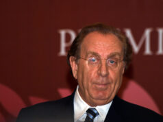 Michele Mirabella chiude la XIII edizione di Notti a Monte Sirai