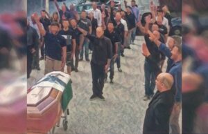 Sassari: saluto romano al funerale, tutti assolti
