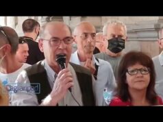 Cagliari, ambientalisti protestano sotto il Comune su fumi della Saras