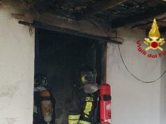 Giornata di incendi nel Cagliaritano: abitazioni in fiamme, un ferito