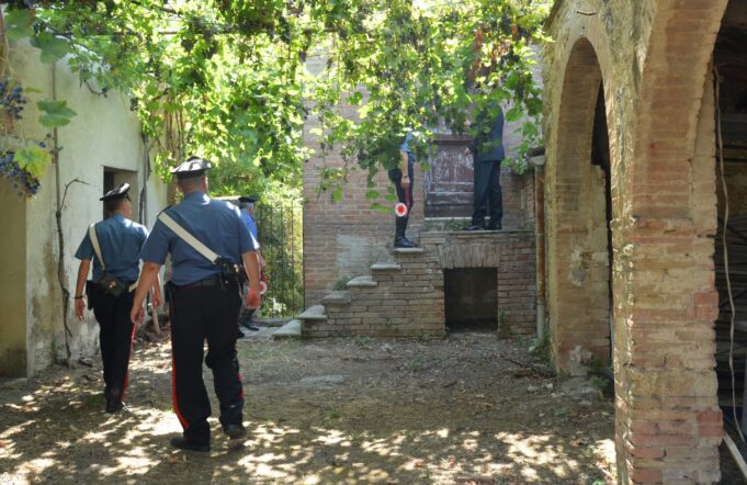 Maltrattava la mamma quasi ottantenne: ai domiciliari un allevatore di Gesturi