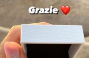 Conchiglie regalate a Chiara Ferragni: insorge la Sardegna “rubata e depredata”