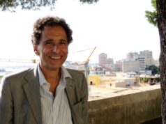 “Bisogna scendere tutti in piazza contro un Governo totalitario” ǀ Audiointervista