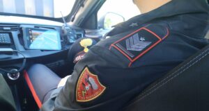 Vende l’auto su internet ma i compratori gli alleggeriscono pure la postepay