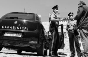 Gira nudo per le strade di Donori, possibile esibizione artistica?