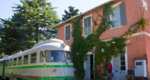Trenino Verde, a terra la turista olandese arrivata nell’isola sulle orme di Lawrence
