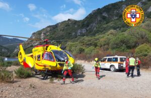 Domusnovas, cade durante il trekking: escursionista recuperato dall’elisoccorso