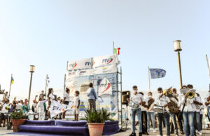 Primavela, per una settimana il Poetto diventa campo di regata per mille ragazzi