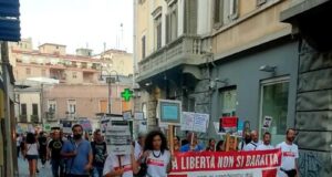 No vax: autorizzata la manifestazione di sabato in piazza Garibaldi
