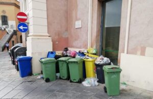 Ex Teatro Civico: da salotto della nobiltà a pattumiera di Castello ǀ Fotogallery