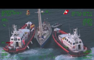 Scafisti d’alto bordo: trasportavano pericolosi clandestini su un veliero