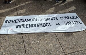 In piazza a Cagliari per la sanità pubblica | Ecco le immagini del corteo