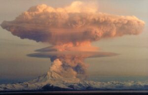 Canarie, la nube sprigionata dal vulcano viaggia verso la Sardegna