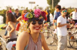 Fancy Women Bike Ride: tutte in bici (in dress code colorato)