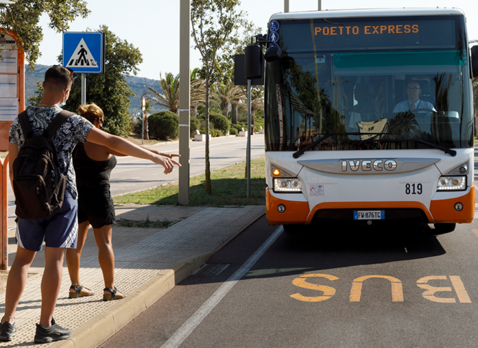Dal 6 dicembre obbligo vaccino o tampone anche sui mezzi pubblici in città