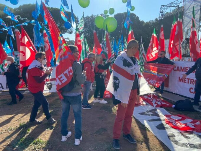 Attacco alla Cgil: sardi in piazza a Roma per dire no ai fascismi