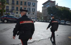 Cagliari, furto aggravato e guida senza patente: due arresti