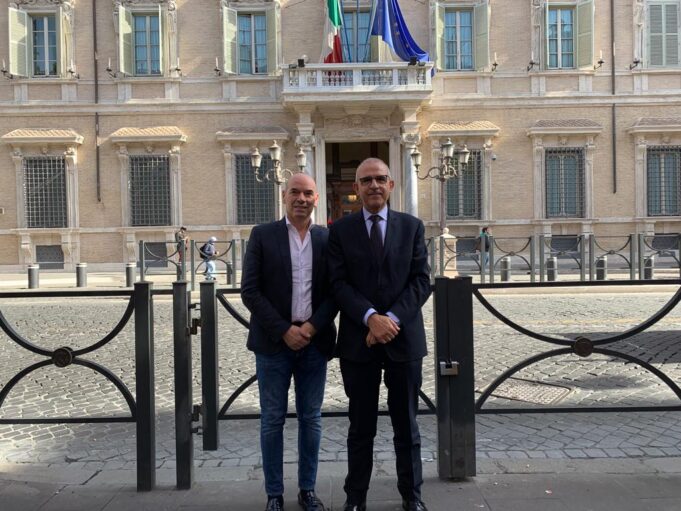 Insularità, Peru (Cambiamo): “Ogni sardo paga una tassa di 5700 euro all’anno”