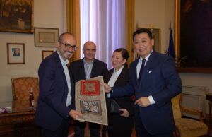 Il sindaco Truzzu incontra l’ambasciatore del Kyrgyzstan