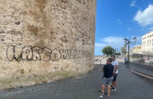 Alghero: la Torre di Sulis sfregiata dai writers