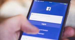 Facebook, un forum di hacker ha venduto i dati di 1,5 miliardi di utenti