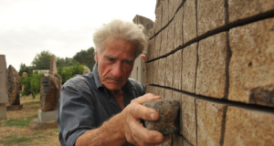 Le pietre sonore di Sciola “come le note di una jam session”