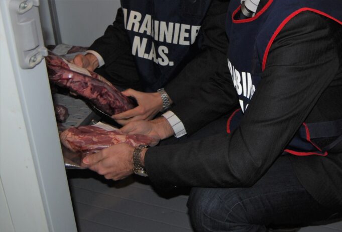 Cagliari, chiuso locale non a norma con multa da tremila euro