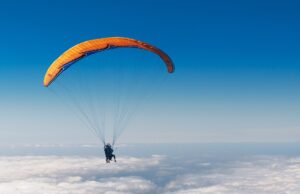 L’editoriale | Scuole, ospedali, trasporti | Stanno smantellando lo Stato