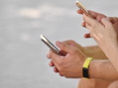 Galeotta fu la chat: anche i giovanissimi vogliono tradire