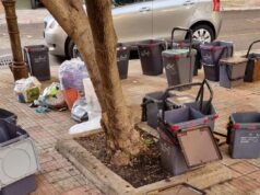 Raccolta differenziata alla cagliaritana: mastelli e sacchetti tutti insieme