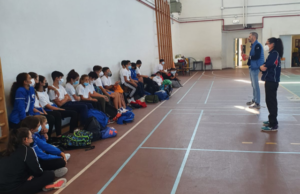 Quartu, a scuola con racchette e pallina: si gioca a tennistavolo