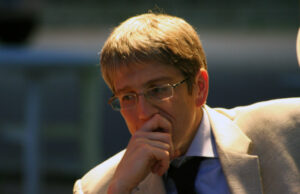 Olbia, aggredita l’inviata di Rete 4 | Il caso finisce in Parlamento