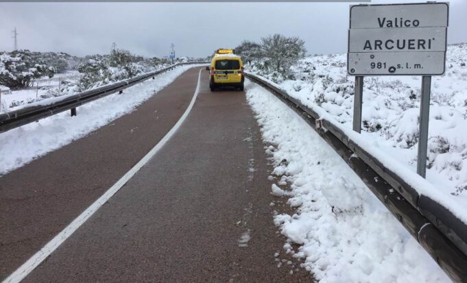 Maltempo in Sardegna: tutte le strade interessate dalle nevicate