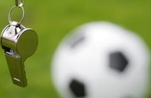 Dirigente sportivo dà uno schiaffo a un arbitro, denunciato dalla Digos