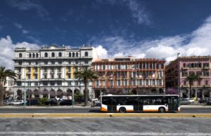 Rivoluzione traffico in via Roma: da oggi Cagliari “cambia strada”