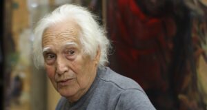 Laurea honoris causa all’artista Elio Pulli con “laudatio” di Sgarbi