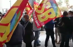 Air Italy, i dipendenti scendono in piazza a Cagliari