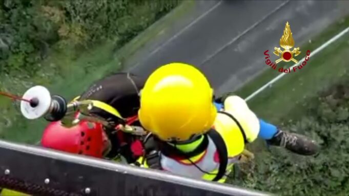 Villamassargia, salvato un escursionista caduto in un dirupo | Video