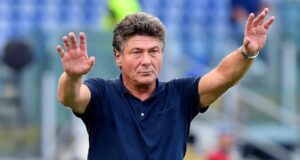 Il Cagliari valuta l’esonero di Mazzarri | Circola il nome di un ex viola