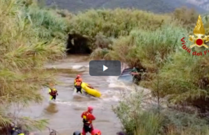 Arzana, i Vigili del fuoco salvano un uomo bloccato in un torrente