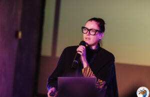 Vera Gheno: “La campagna vaccini ha polarizzato il dibattito, serve più informazione”