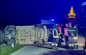 Villacidro, auto si ribalta | Muore tra le lamiere