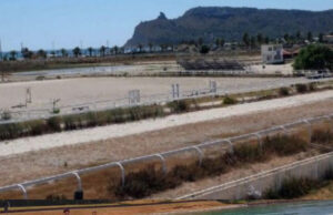 Cagliari dice addio all’ippodromo: al suo posto ci sarà il paradiso dei surfisti
