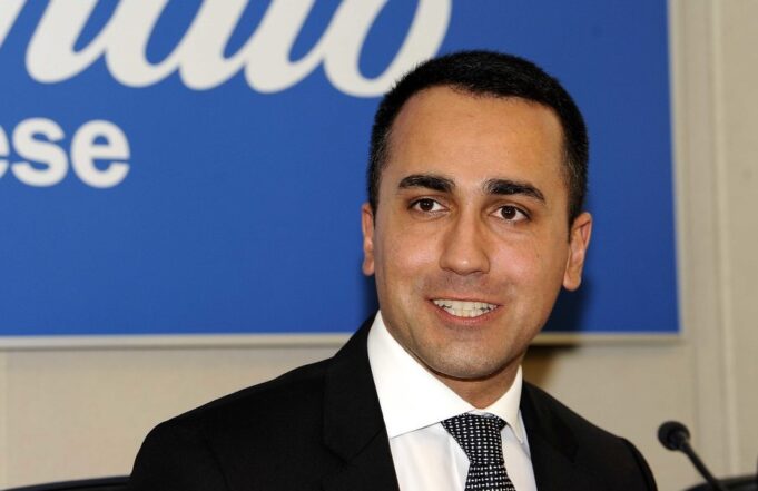 Air Italy, Di Maio si fa avanti per bloccare i licenziamenti dei dipendenti