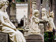 Cimitero di Bonaria, visite culturali tra gli esponenti del “libero pensiero”