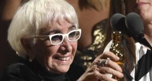 Addio a Lina Wertmüller | Nell’Oscar alla carriera anche un po’ di Sardegna