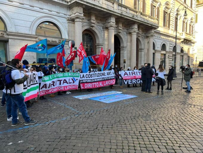 Vertenza Air Italy, i lavoratori scendono in piazza a Roma