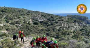 Cade dalla Sella del Diavolo durante una arrampicata: speleologo ferito