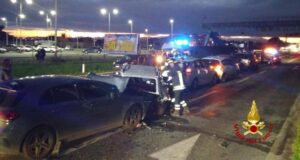 Maxi tamponamento sulla 554 | Coinvolte sei auto, sette feriti